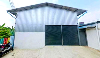Factory for rent Bang Kruai - Sai Noi Road : The Walk Ratchapruek 1.5 km. MRT Sai Ma. 4 km. Warehouse for rent in Nonthaburi. Prime location on