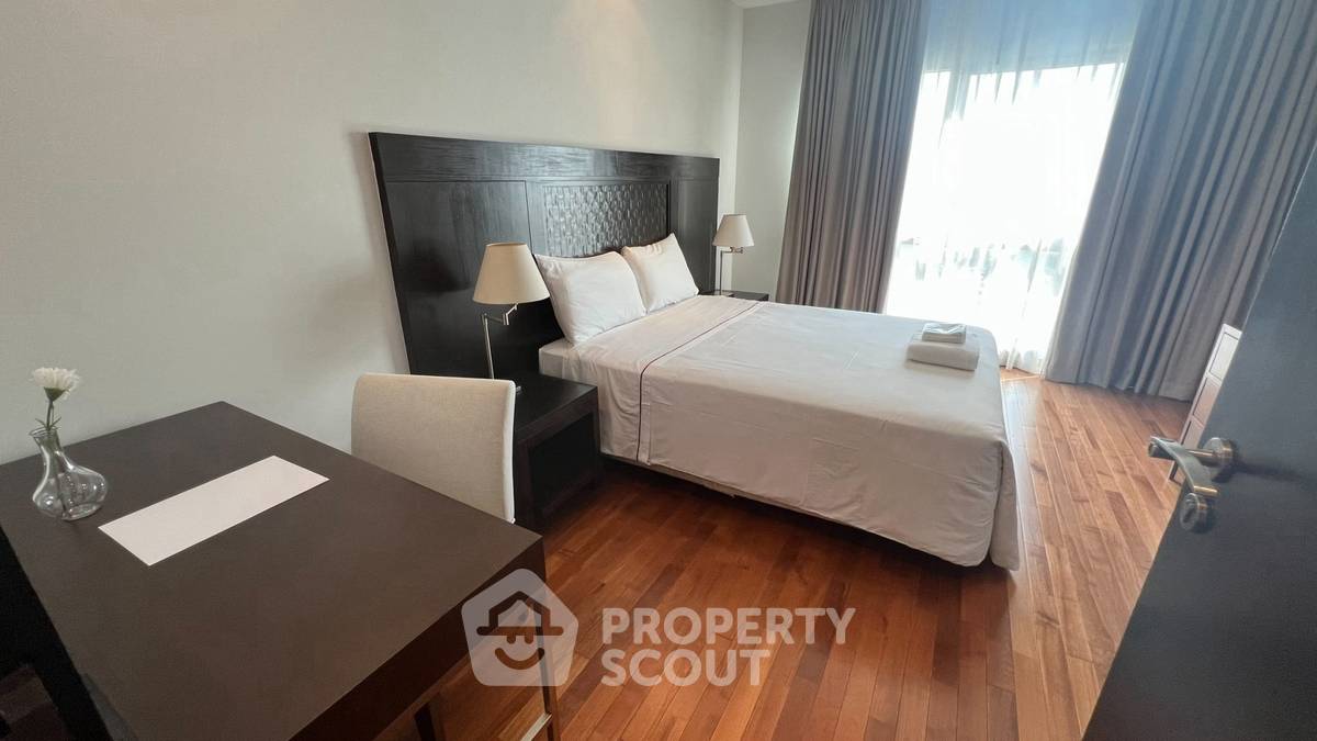 รูป คอนโด 4-ห้องนอน ที่ รอยัล เรสซิเดนท์ พาร์ค ใกล้ BTS เพลินจิต (ID 2415161) - รูปที่ 4/13