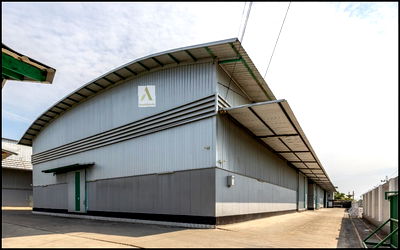 เช่าโรงงาน เขตลาดกระบัง : AW596 ให้เช่าโกดัง ขนาด 360 ตร.ม. ย่านร่มเกล้า ลาดกระบัง มีพื้นที่ขนถ่ายสินค้าตู้คอนเทนเนอร์