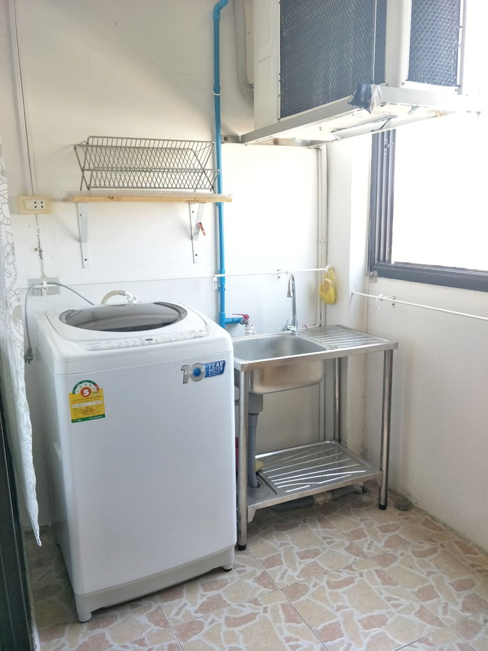 รูป [ขายพร้อมผู้เช่า] คอนโดห้องมุม วิวดี มีที่จอดรถ ติดห้าง เดินไป MRT ศูนย์วัฒนธรรมได้ - รูปที่ 10/13