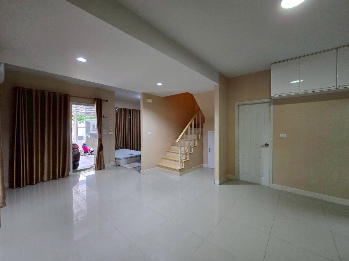 รูป ขายบ้านแฝด โครงการ เดอะวิลเลจ บางนา-วงแหวน 3 กม 10 หลังมุม - รูปที่ 5/17