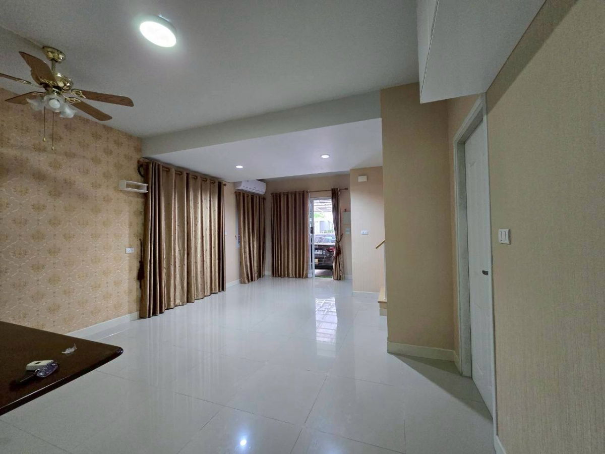 รูป ขายบ้านแฝด โครงการ เดอะวิลเลจ บางนา-วงแหวน 3 กม 10 หลังมุม - รูปที่ 4/17