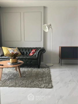 คอนโด 2-ห้องนอน ที่ ไฮด์ สุขุมวิท11 ใกล้ BTS นานา (ID 2416917)