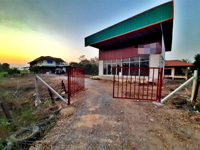 Houses for sale Suphanburi : FOR SALE  HOUSE PROPERTY  3600000 BAHT.