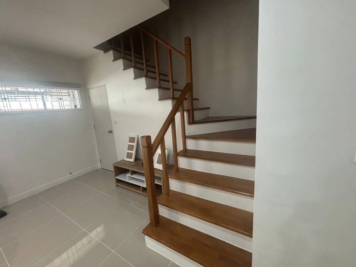 picture For rent, for lease, house for rent, Nimitmai location, Medio Village, cheap price, interested Line: @951qfbfi - 9/10