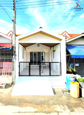 Townhouses for sale King Mongkut University Of Technology Thonburi, Bang Khunthian Campus : For Sale Townhouse/Townhome  , P.K. Garden Prachauthit 90 , newly renovated , Ban Khlong Suan , Phra Samut Chedi , Samut Prakarn , CX-136171 ✅ Live chat with us ADD LINE @connexproperty ✅ 