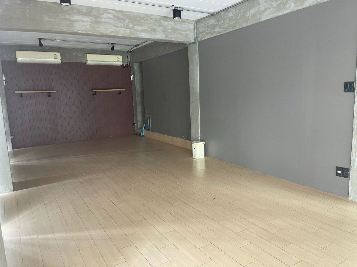 picture LTH13570 – Office Building/Home Office for Rent | Rama 9 Soi 43 | 900 sqm | 10 Beds 9 Baths | 150K/Month - 19/19