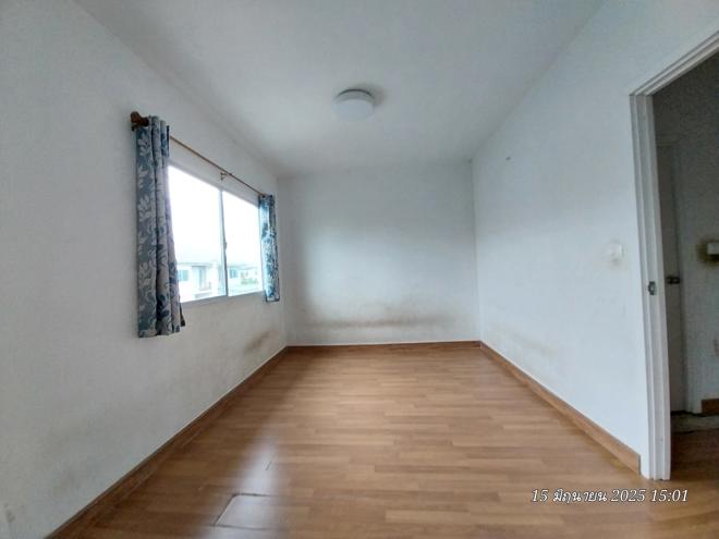 picture TOWN_HOUSE for sale Krathum Rai Nong Chok Bangkok - 10/24