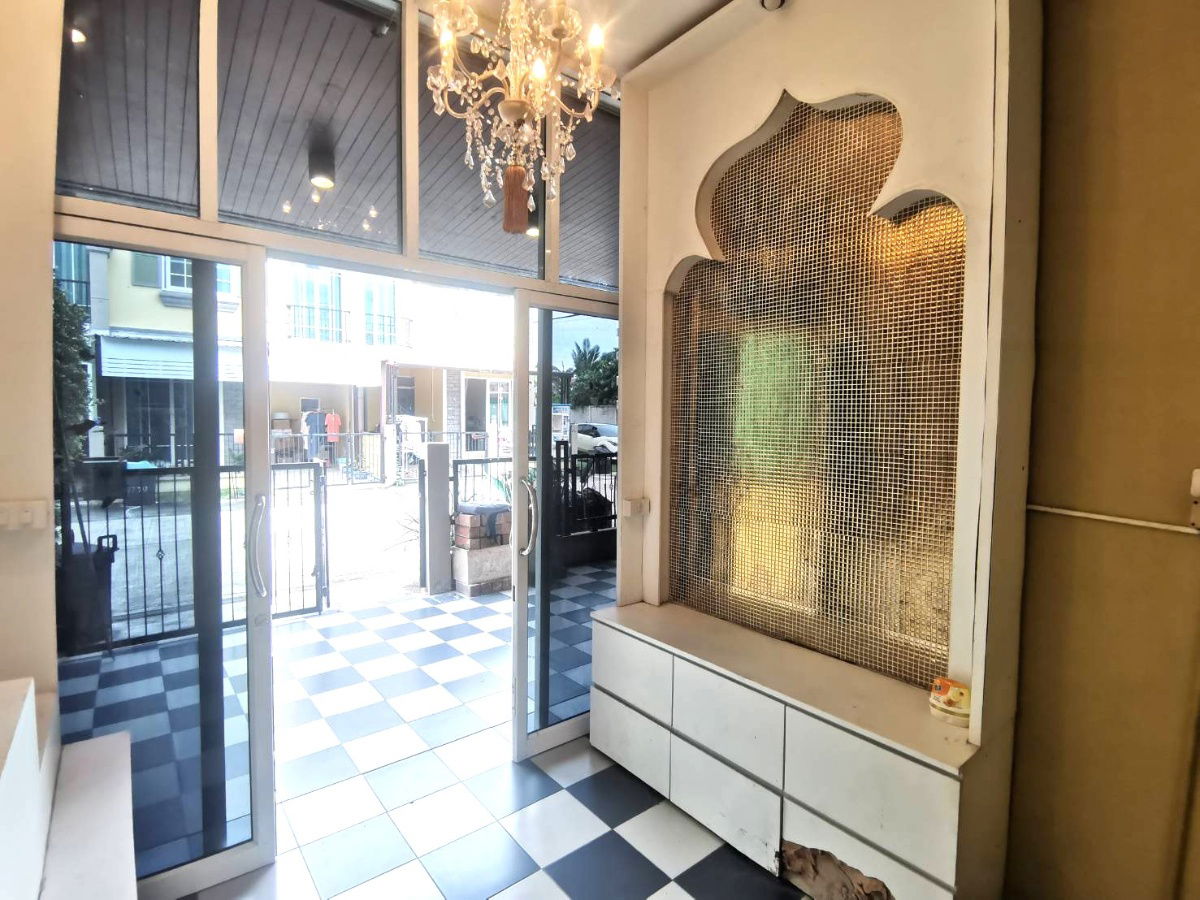 picture best price for sale golden town bangkae near the mall bangkae ready to move in fully air-conditioned 064-974-2441 - 4/20