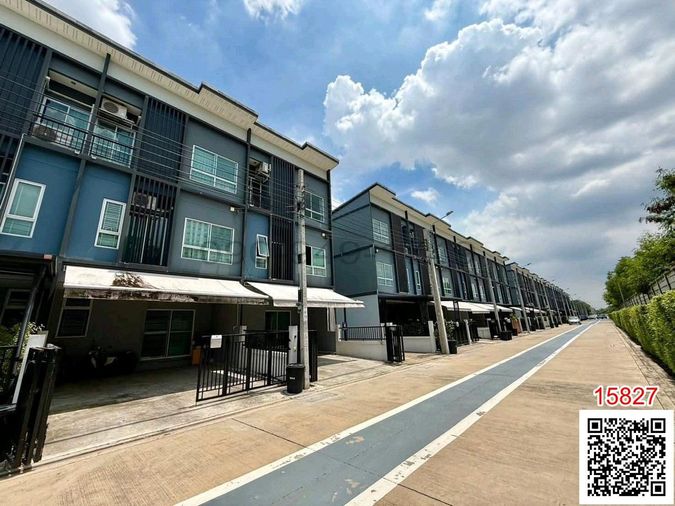 เช่า ทาวน์โฮม 3 ชั้น โครงการ สัมมากร อเวนิว สุวรรณภูมิ พร้อมอยู่ ใกล้สนามบิน & แอร์พอร์ตลิงก์