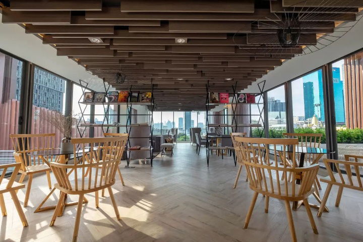 รูป 🚩 ขายขาดทุน คอนโด ซี เอกมัย ชั้น 42 ห้องสวย สไตล์ลอฟท์ 2 ชั้น พื้นที่ใช้สอย 44 ตารางเมตร - รูปที่ 57/65