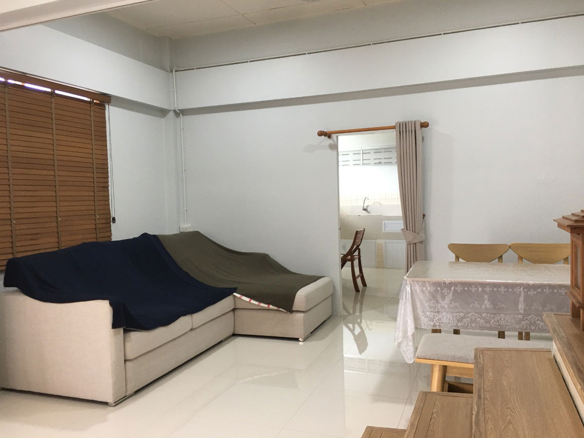 รูป ให้เช่า โฮมออฟฟิส ทำเลทอง หาดใหญ่ ติดถนนนวลแก้วอุทิศตัดใหม่ พื้นที่กว้าง 525 ตารางเมตร (131.25 ตารางวา) ระบบโซลาร์เซลล์ มีที่จอดรถ (เจ้าของขายเอง) - รูปที่ 3/6