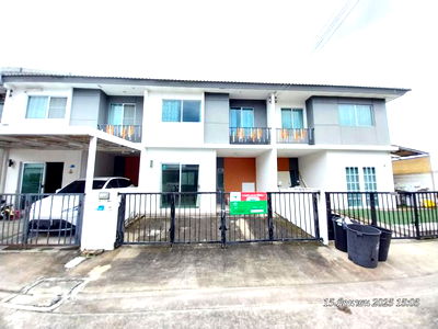 Townhouses for sale Nong Chok : TOWN_HOUSE for sale  Krathum Rai Nong Chok Bangkok