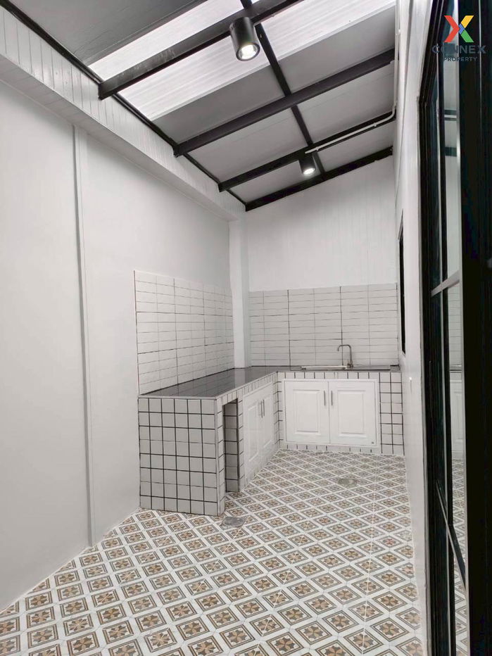 picture For Sale Townhouse/Townhome , Pruksa Ville 28 Wongwaen - Rattanathibet , newly renovated , MRT-Talad Bang Yai , Sao Thong Hin , Bang Yai , Nonthaburi , CX-136916 ✅ Live chat with us ADD LINE @connexproperty ✅ - 6/12