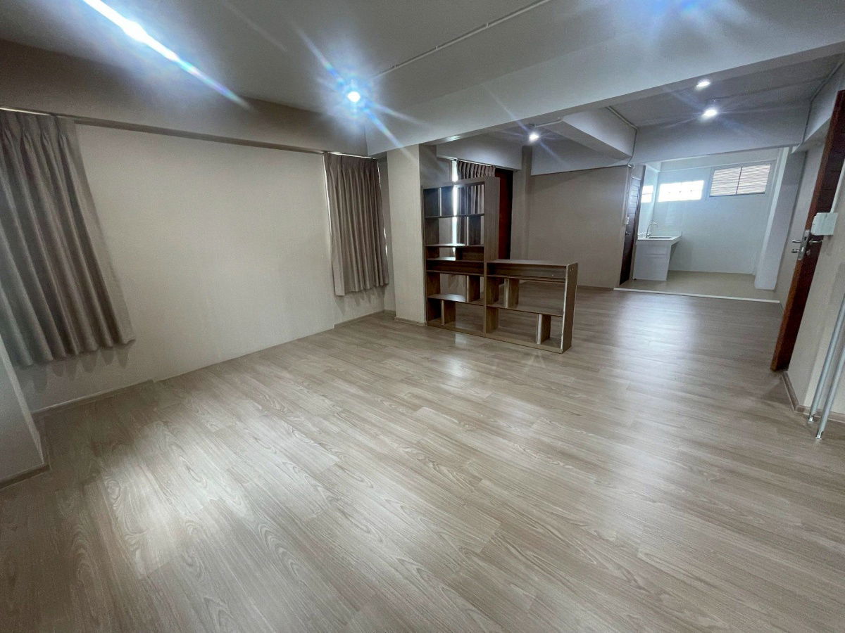 picture LTH13570 – Office Building/Home Office for Rent | Rama 9 Soi 43 | 900 sqm | 10 Beds 9 Baths | 150K/Month - 9/19