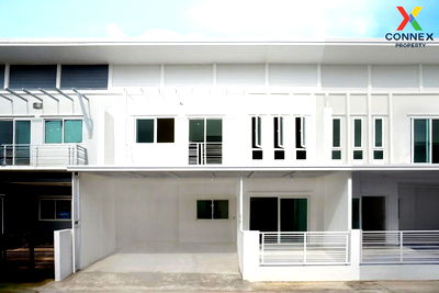 Townhouses for sale Central Plaza Westgate : For Sale Townhouse/Townhome  , Baan Lapawan Central Westgate-Bangyai , wide frontage , newly renovated , Bang Mae Nang , Bang Yai , Nonthaburi , CX-133584 ✅ Live chat with us ADD LINE @connexproperty ✅ 