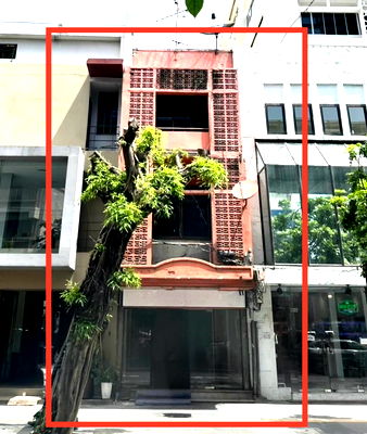 Townhouses for rent J Avenue Thonglor : For rent, for lease, commercial building, Sukhumvit, near BTS Phrom Phong, cheap price, interested, Line: @951qfbfi