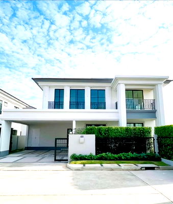 Houses for rent Bang Chan Industrial Estate : Luxury house for rent, Setthasiri Serithai project, corner house, size 72.7 sq m., usable area 250 sq m., near Siam Park / Fashion Island