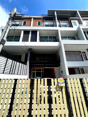 ทาวน์โฮมให้เช่า : 🏡 ให้เช่าทาวน์โฮม 4 ชั้น The Sereno by Bonanza แจ้งวัฒนะ 15 3 ห้องนอน 3 ห้องน้ำ บ้านน่ารัก ทำเลดี เดินทางสะดวก ใกล้รถไฟฟ้าและทางด่วน 🚆 #จดบริษัทได้