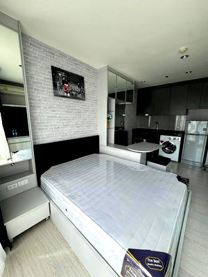 Condos for rent Bangkok :  ✨#PT2411_082 ✨𝗙𝗼𝗿 𝗥𝗲𝗻𝘁 1️⃣4️⃣k.🔥🔥#Near MRT Rama 9 ✨#Vacant room 15 Dec 2025 Rhythm Asoke 1 Condo