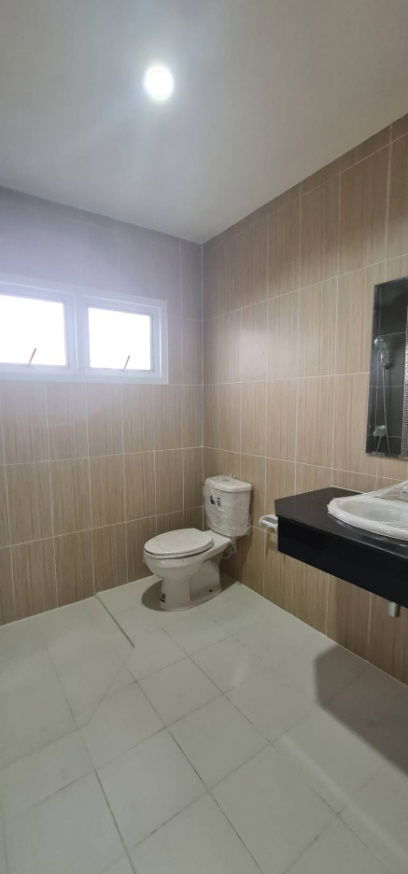 picture The Young Executive @ Lalin Green Ville – Ready-to-Move-In Luxury Home in Onnut–Suvarnabhumi ✨ - 6/6