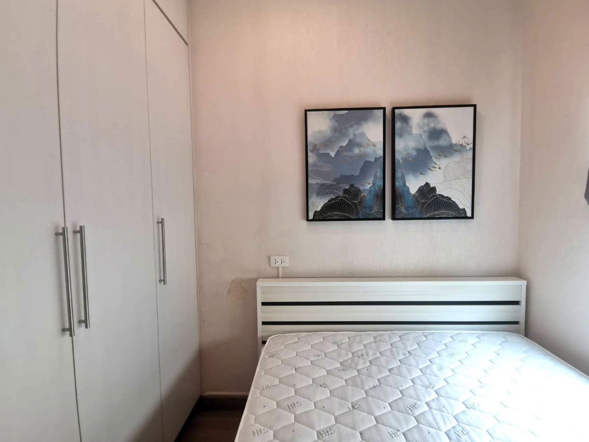 picture best price for sale golden town bangkae near the mall bangkae ready to move in fully air-conditioned 064-974-2441 - 11/20