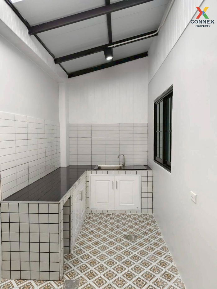 picture For Sale Townhouse/Townhome , Pruksa Ville 28 Wongwaen - Rattanathibet , newly renovated , MRT-Talad Bang Yai , Sao Thong Hin , Bang Yai , Nonthaburi , CX-136916 ✅ Live chat with us ADD LINE @connexproperty ✅ - 7/12
