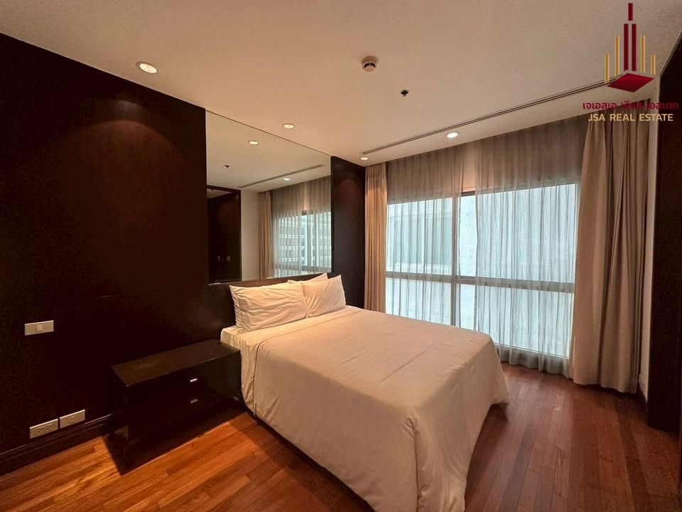 picture ✨ For Rent: Royal Residence Park Condo ✨ 💰 Only 160,000 THB/month - 5/8