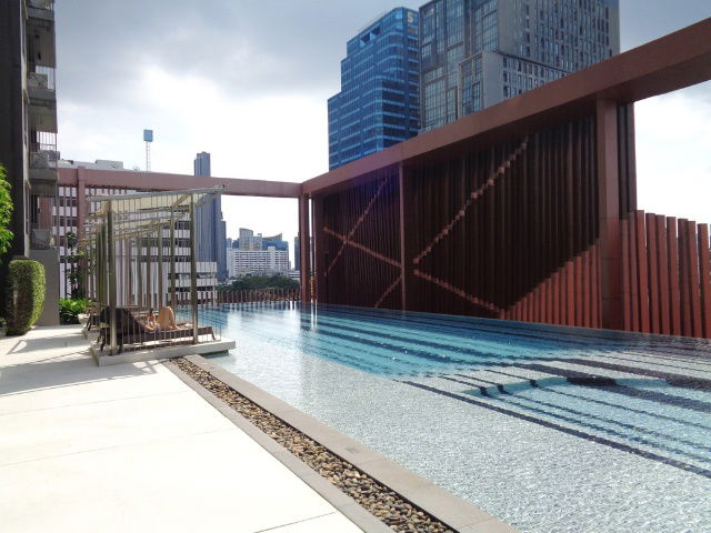 รูป 🚩 ขายขาดทุน คอนโด ซี เอกมัย ชั้น 42 ห้องสวย สไตล์ลอฟท์ 2 ชั้น พื้นที่ใช้สอย 44 ตารางเมตร - รูปที่ 47/65