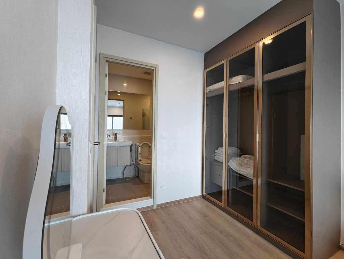 picture For Rent : Life Rama4 - Asoke Fully furnished Ready to move in - 6/25