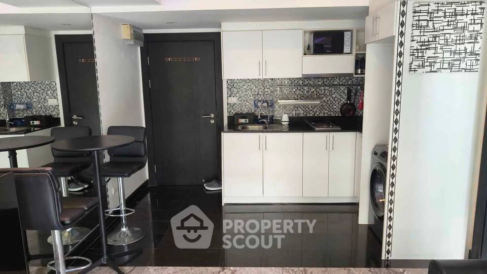 picture 1-BR Condo at Avenue Residence Condominiums close to Pattaya South (ID 2158766) - 4/16