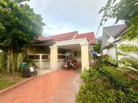 House in Soi Korpai South Pattaya for Sale 3beds 3baths