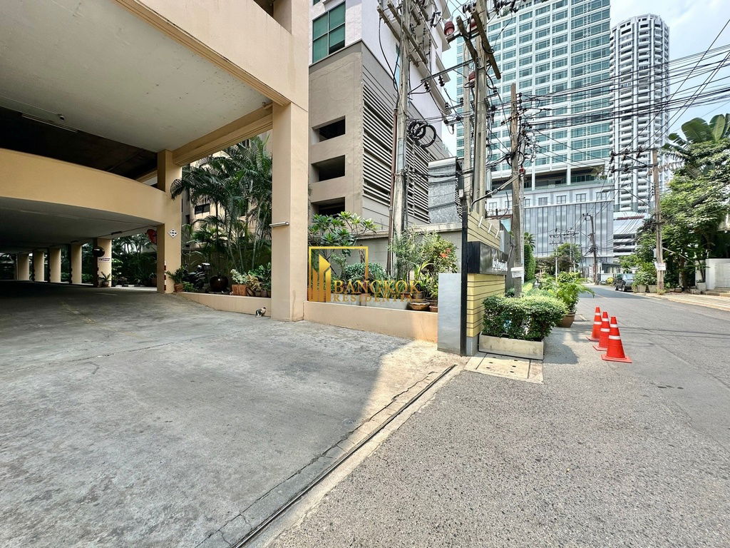 picture Le Premier 2 | Renovated 2 Bed Condo For Rent in Thonglor - BR60613CD - 37/39