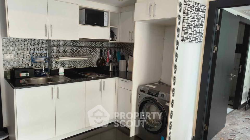 picture 1-BR Condo at Avenue Residence Condominiums close to Pattaya South (ID 2158766) - 5/16