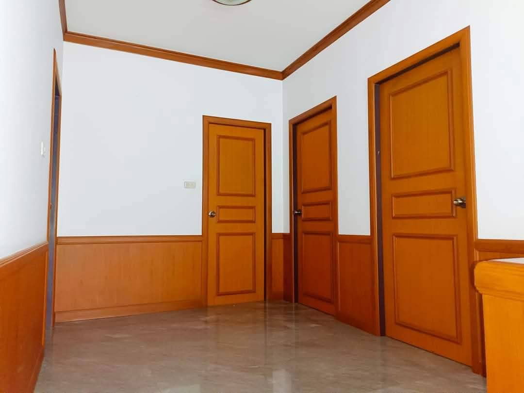 picture Sale old house in pattya Premsub village 5.5 m - 10/11