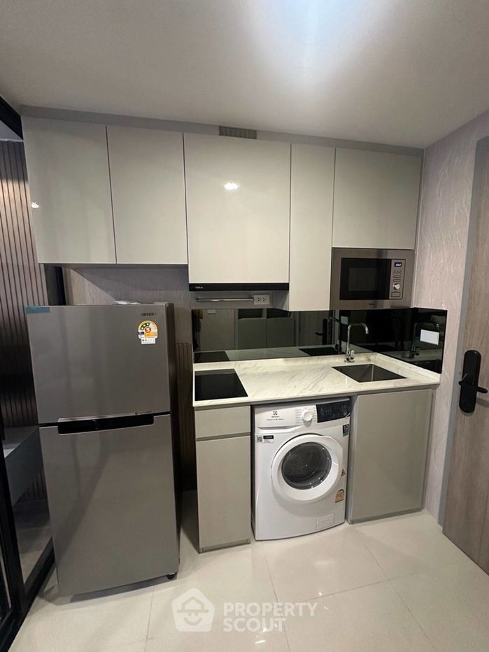 picture 1-BR Condo at SOHO Bangkok Ratchada near MRT Huai Khwang (ID 2418111) - 5/6