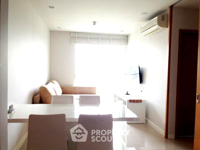 ขายคอนโด : คอนโด 1-ห้องนอน ที่ เซอร์เคิล คอนโดมิเนียม ใกล้ MRT เพชรบุรี (ID 565772)