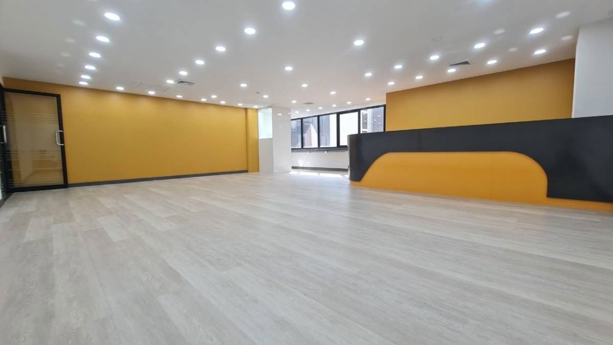 picture ✨ Office Space for Rent – Permpoom Building, Fully Furnished Units✨ 📍 Excellent Location: Located in Sukhumvit 87 - 8/11