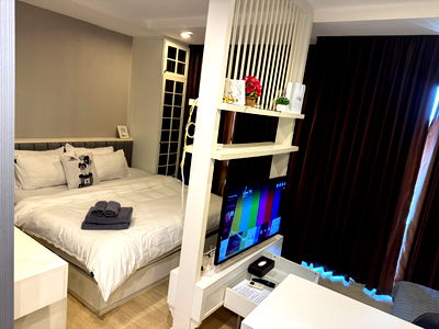 เช่าคอนโด บางแสน : ให้เช่าคอนโดวิวทะเล The Patio รับสัญญาระยะสั้น 0896288555