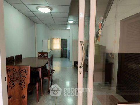 ทาวน์เฮาท์ 3-ห้องนอน ใกล้ ARL หัวหมาก (ID 2416161)