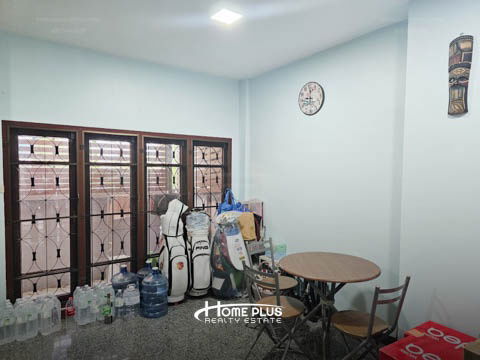 รูป ทาวน์โฮม 2 ชั้น หมู่บ้านเพรสซิเด้นท์โฮม ซอยร่มเกล้า10 - รูปที่ 8/21