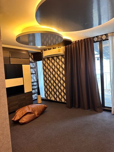 5-bed townhouse for sale, 198 sqm, 31.1 sq wah, Areeya Mandarina Sukhumvit 77