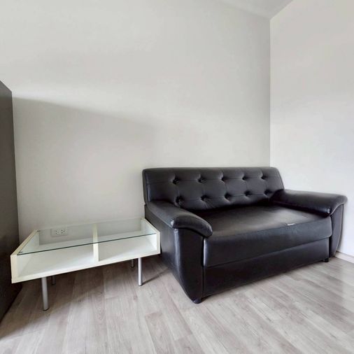 Plum Condo Central Station, a prime location condo next to Central Westgate and MRT Bang Yai, fully furnished and ready to move in.