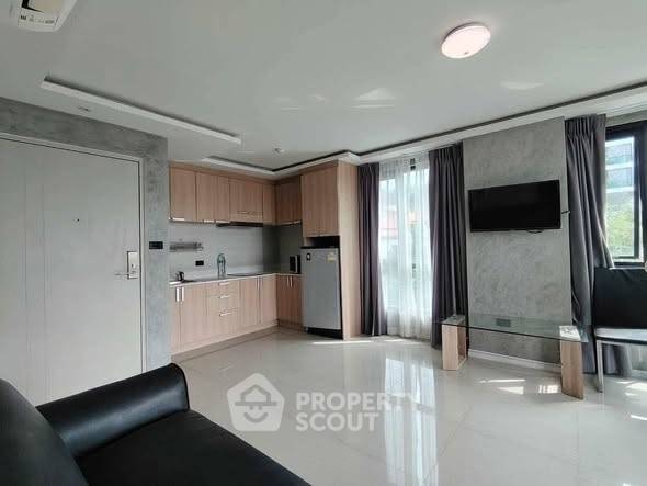 picture 1-BR Condo at Estanan Condo Pattaya close to Phratamnak (ID 2418873) - 2/8