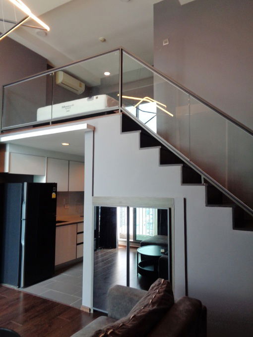 รูป 🚩 ขายขาดทุน คอนโด ซี เอกมัย ชั้น 42 ห้องสวย สไตล์ลอฟท์ 2 ชั้น พื้นที่ใช้สอย 44 ตารางเมตร - รูปที่ 1/65