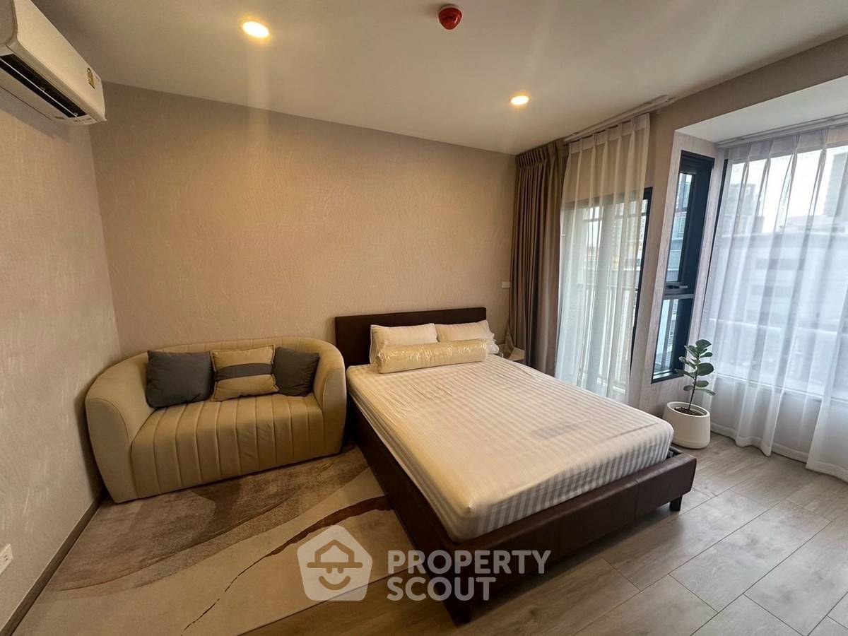 picture 1-BR Condo at SOHO Bangkok Ratchada near MRT Huai Khwang (ID 2418111) - 2/6