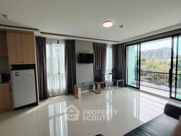 picture 1-BR Condo at Estanan Condo Pattaya close to Phratamnak (ID 2418873) - 3/8