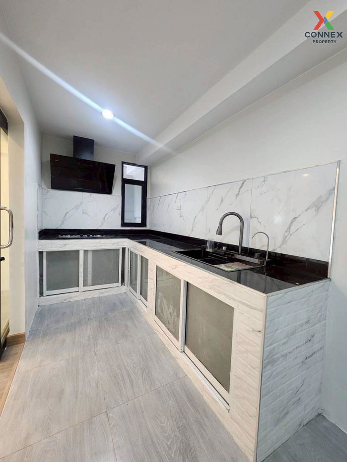 รูป ขายบ้าน บูรพาวิลล่า หน้ากว้าง รีโนเวทใหม่ ปากเกร็ด ปากเกร็ด นนทบุรี CX-136748 ✅ ทักไลน์ @connexproperty ตอบทันที ทีมงานมืออาชีพ ✅ - รูปที่ 8/12