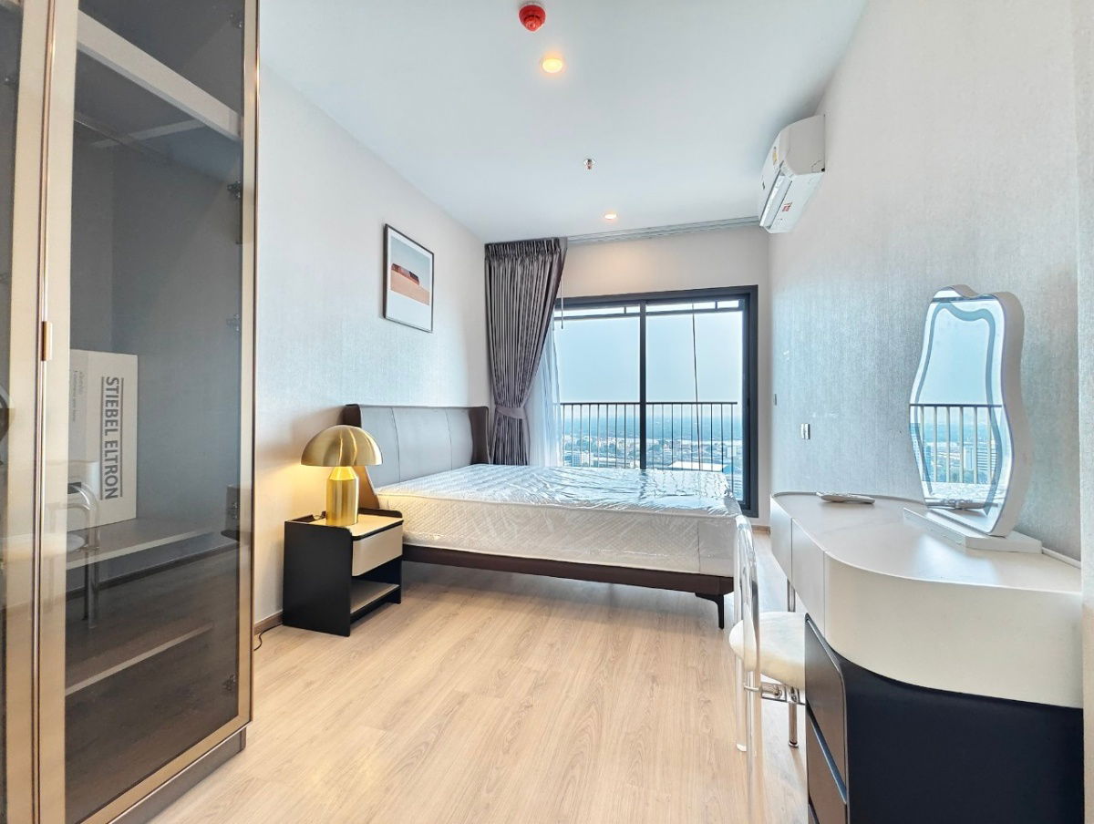 picture For Rent : Life Rama4 - Asoke Fully furnished Ready to move in - 1/25