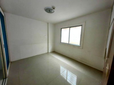 Condos for sale : FOR SALE Assagarn Place Ramkhamhaeng 147/2 717000 BAHT.